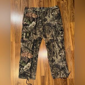 Mossy Oak Camouflage Cargo Outdoor Pants, size 40/42-XL